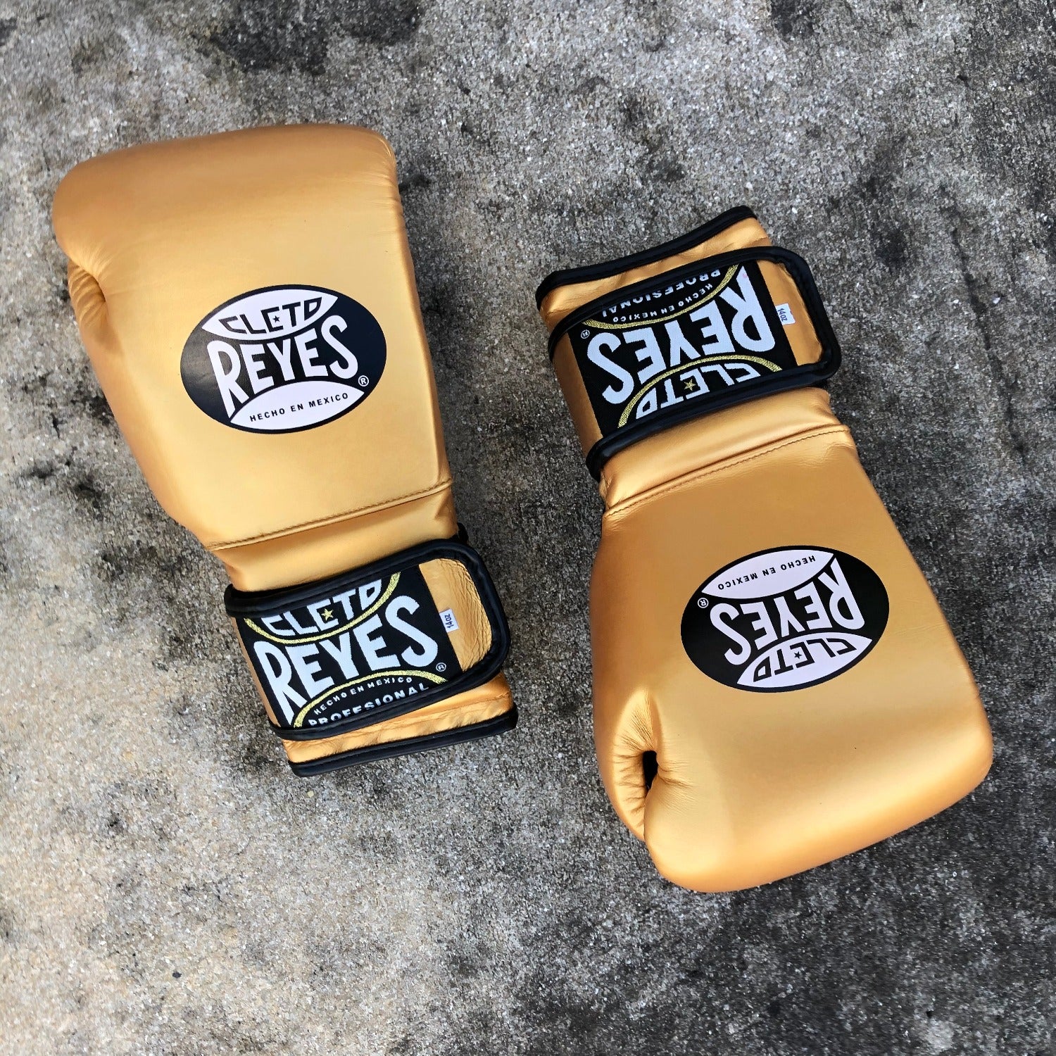CLETO REYES GLOVES HOOK AND LOOP LIMITED GOLD - Image 2