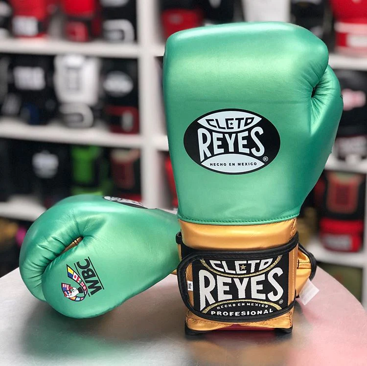 CLETO REYES GLOVES HOOK AND LOOP WBC LIMITED EDITION  METALLIC GREEN/GOLD - Image 6