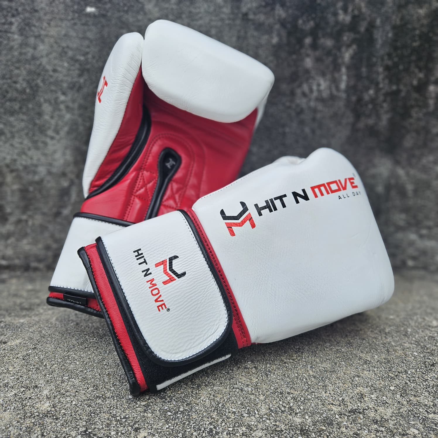 HIT N MOVE GLOVES PRO AGILITY HOOK & LOOP WHITE / RED - Image 2