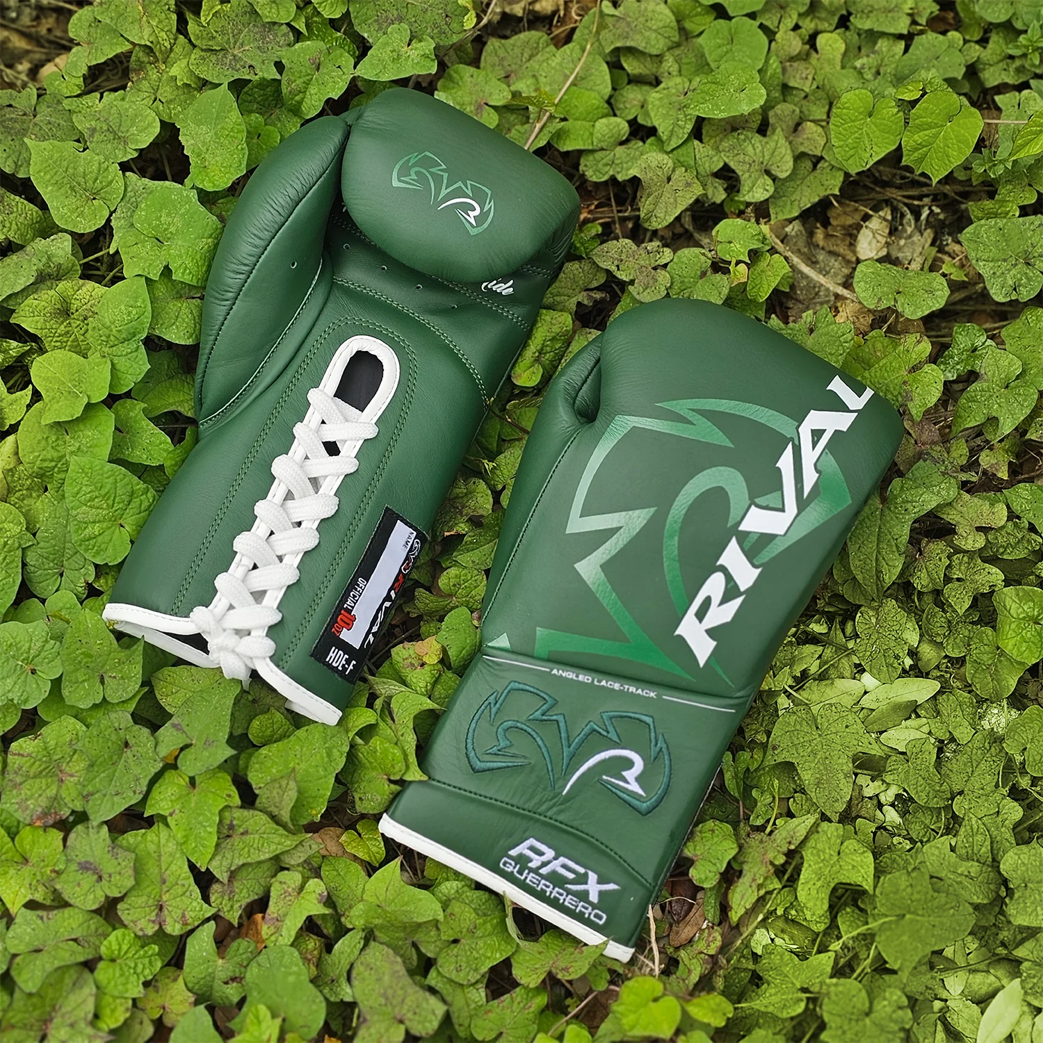 RIVAL GLOVES LACE RFX GUERRERO PRO FIGHT HDE-F GREEN - Image 2