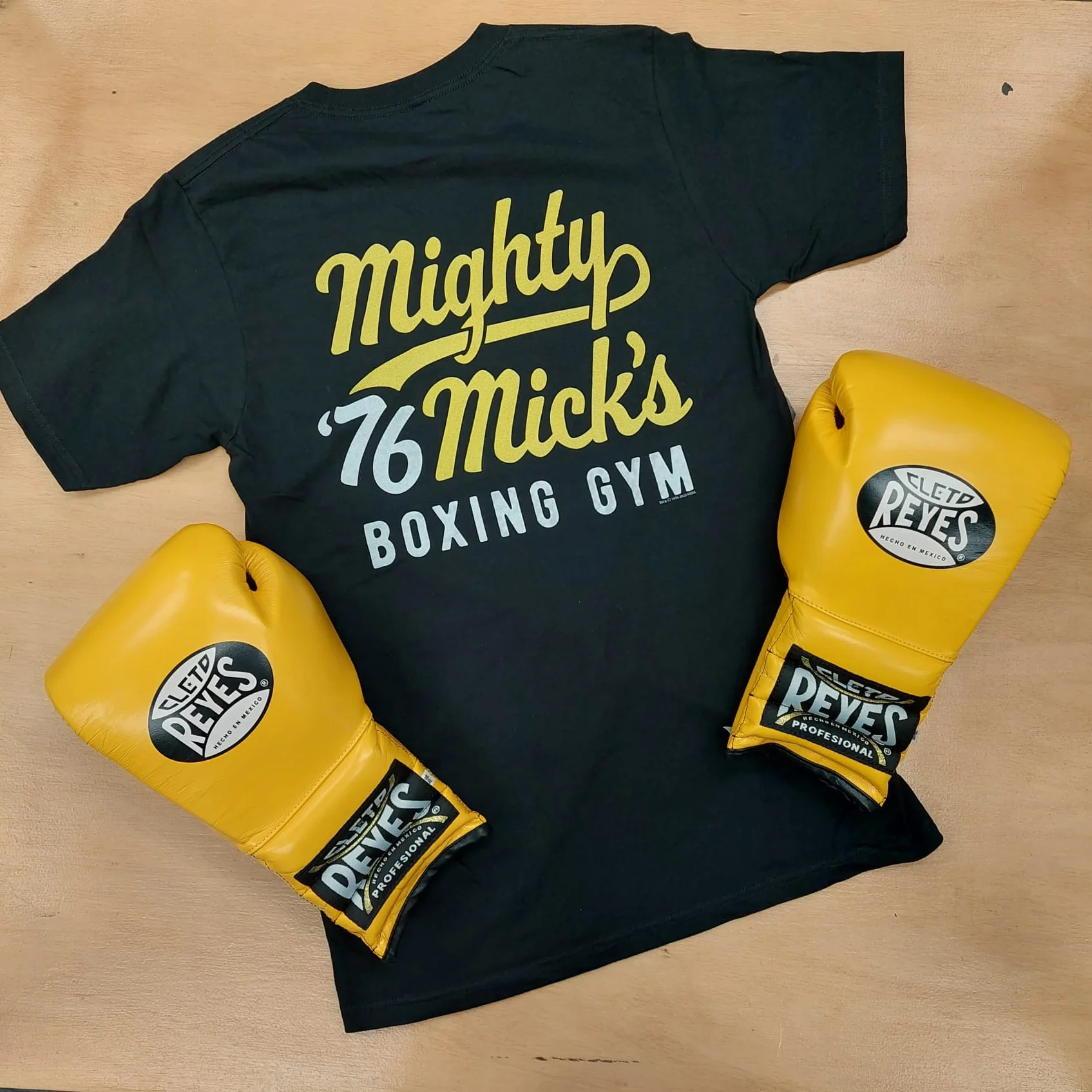 ROCKY SHIRT 76 MICKS BOXING GYM BLACK/YELLOW - Image 2