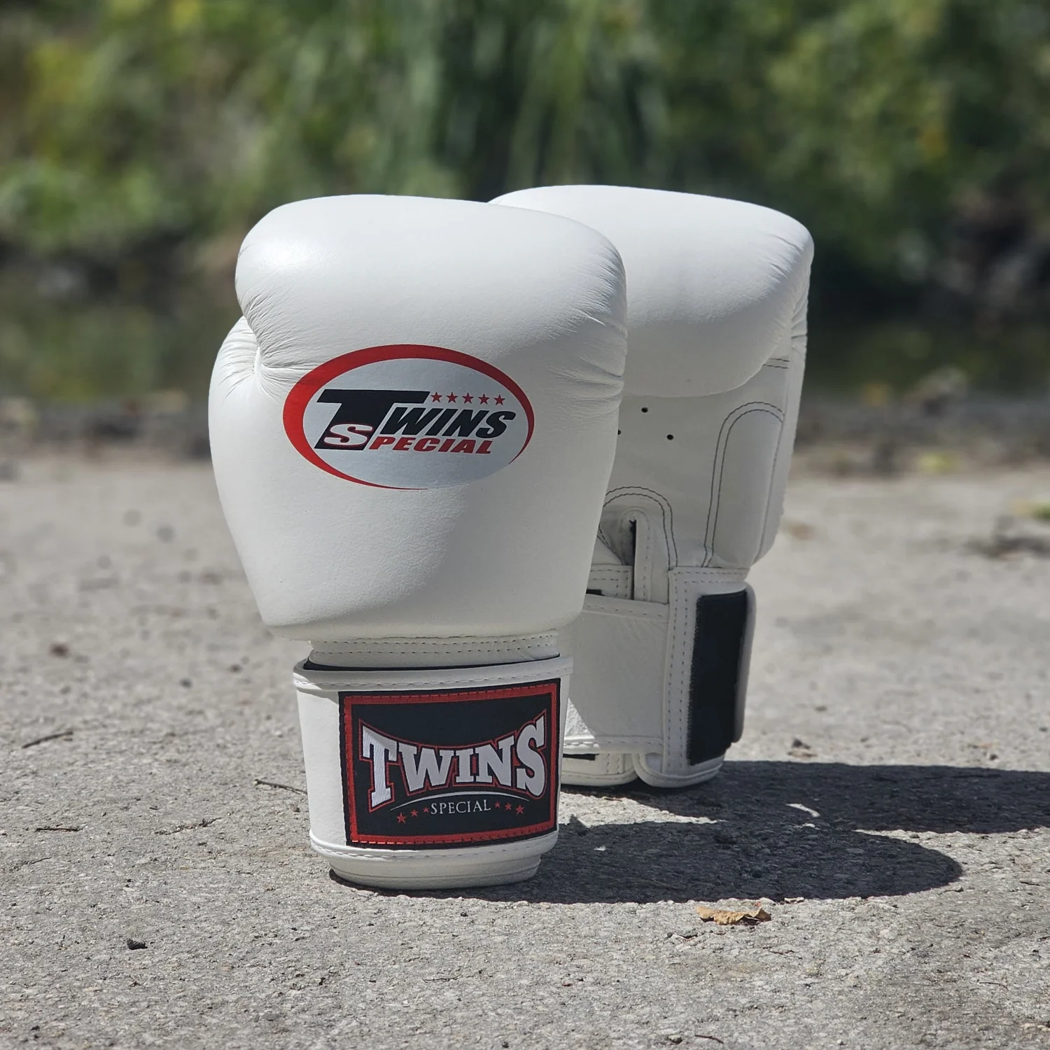 TWINS GLOVES LEATHER HOOK AND LOOP WHITE - Image 2