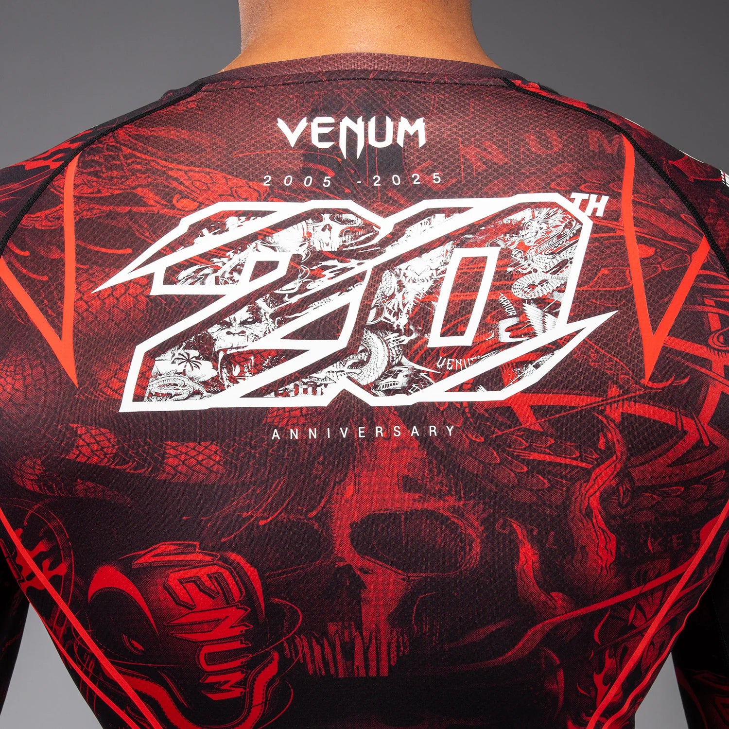 VENUM RASHGUARD L/S 20TH ANNIVERSARY BLACK/RED - Image 6