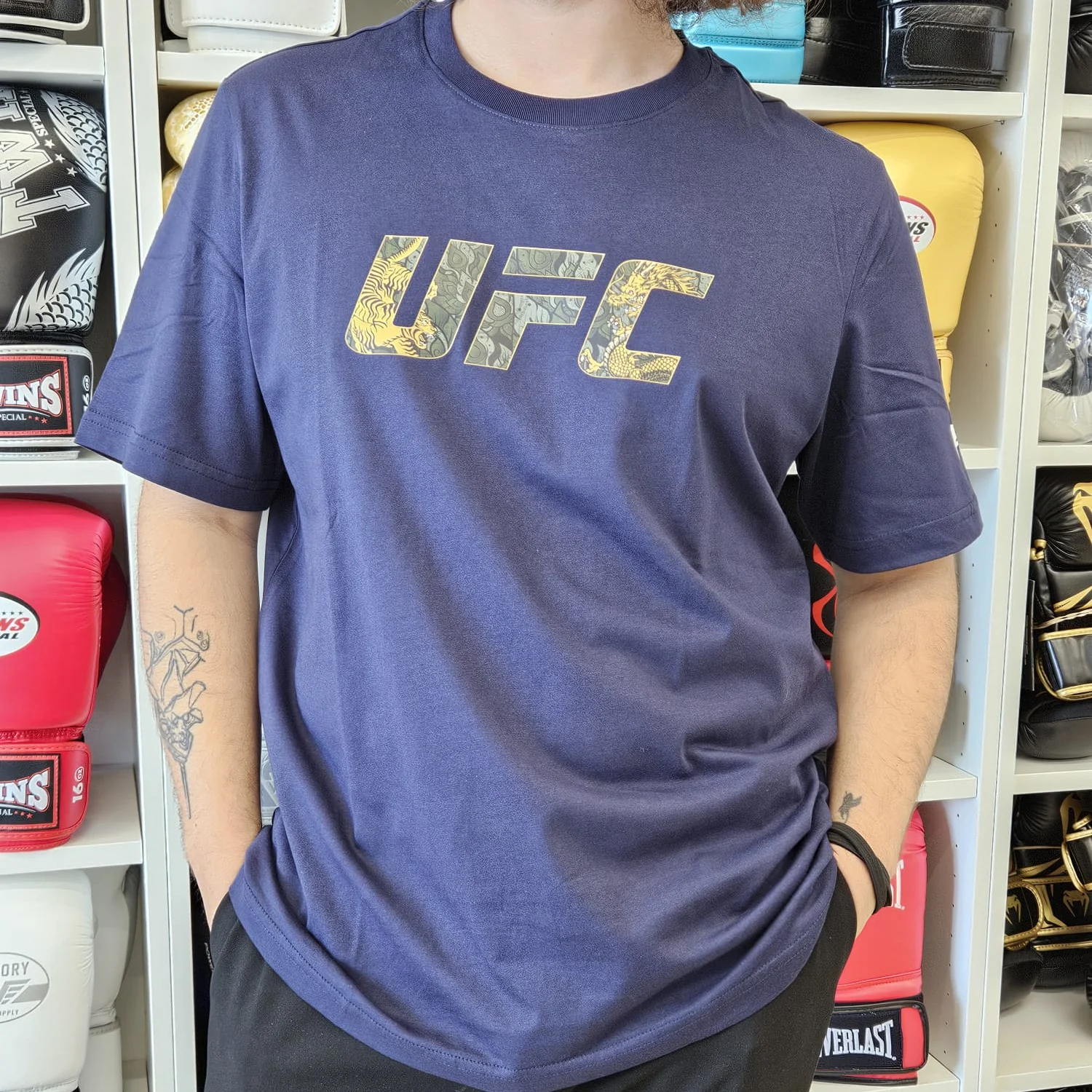 VENUM SHIRT UFC UNRIVALED NAVY BLUE/GREEN - Image 2