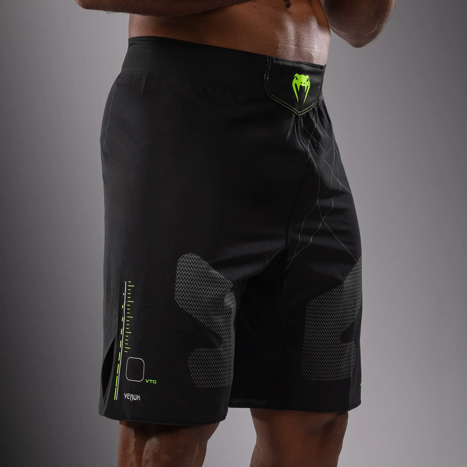 VENUM SHORTS TRAINING CAMP 4.0 BLACK/NEON - Image 3