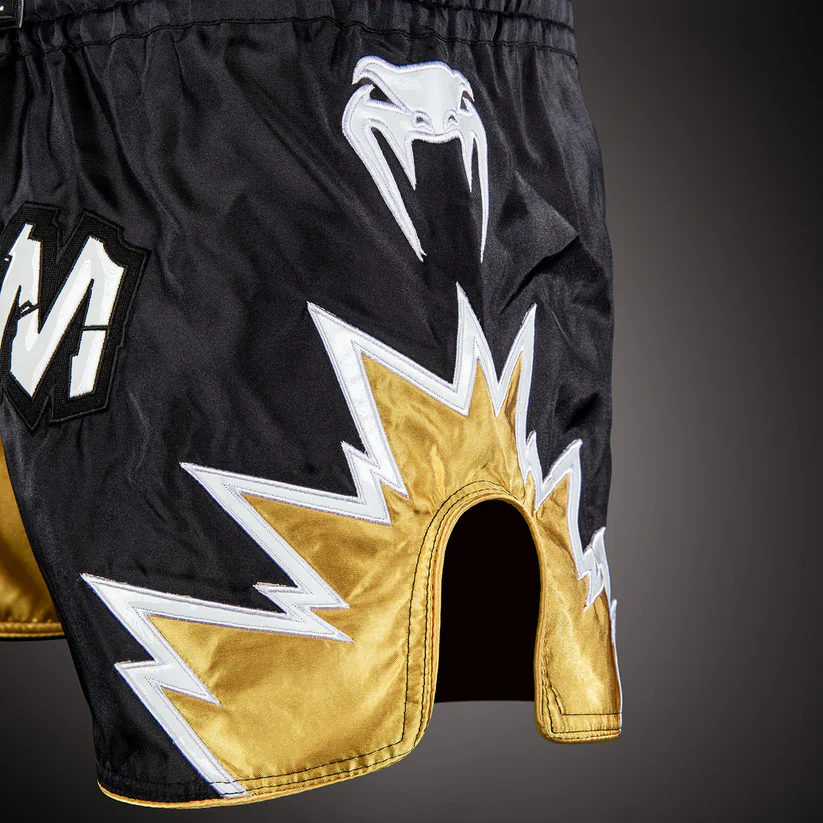 VENUM THAI SHORTS INFERNO 2.0 BLACK/GOLD - Image 2