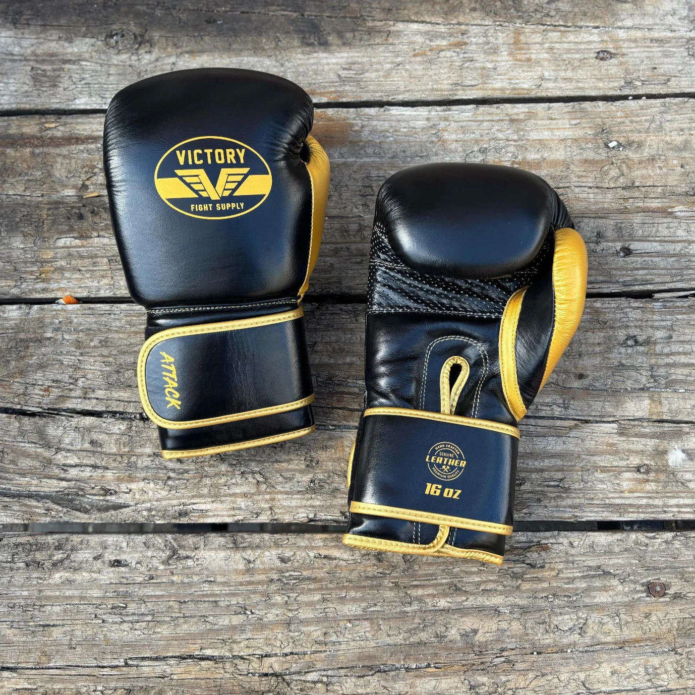 VICTORY GLOVES ATTACK LEATHER HOOK & LOOP BLACK/GOLD - Image 2