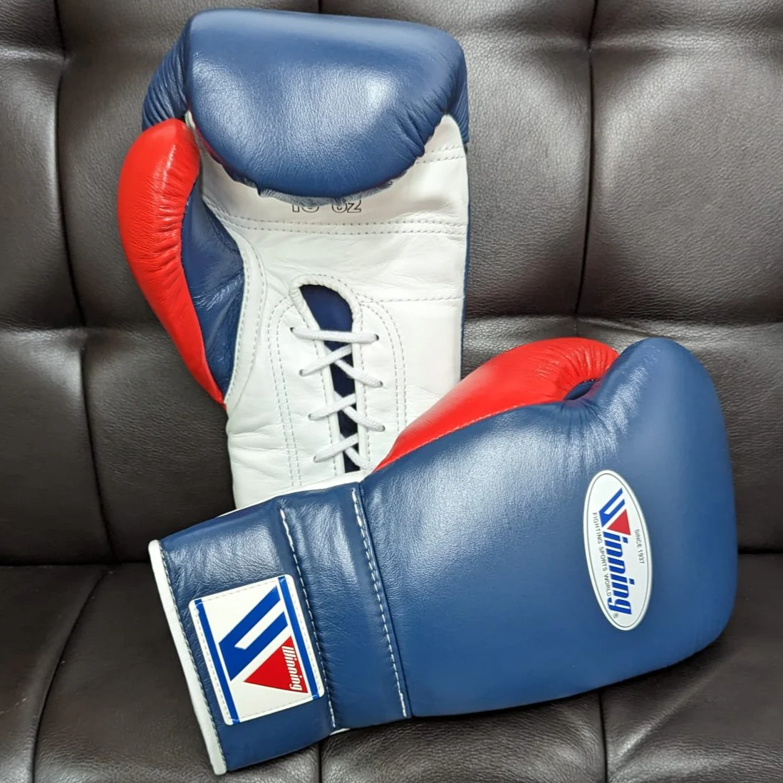 WINNING GLOVES CUSTOM LACE NAVY /WHT/ RED 16OZ - Image 2