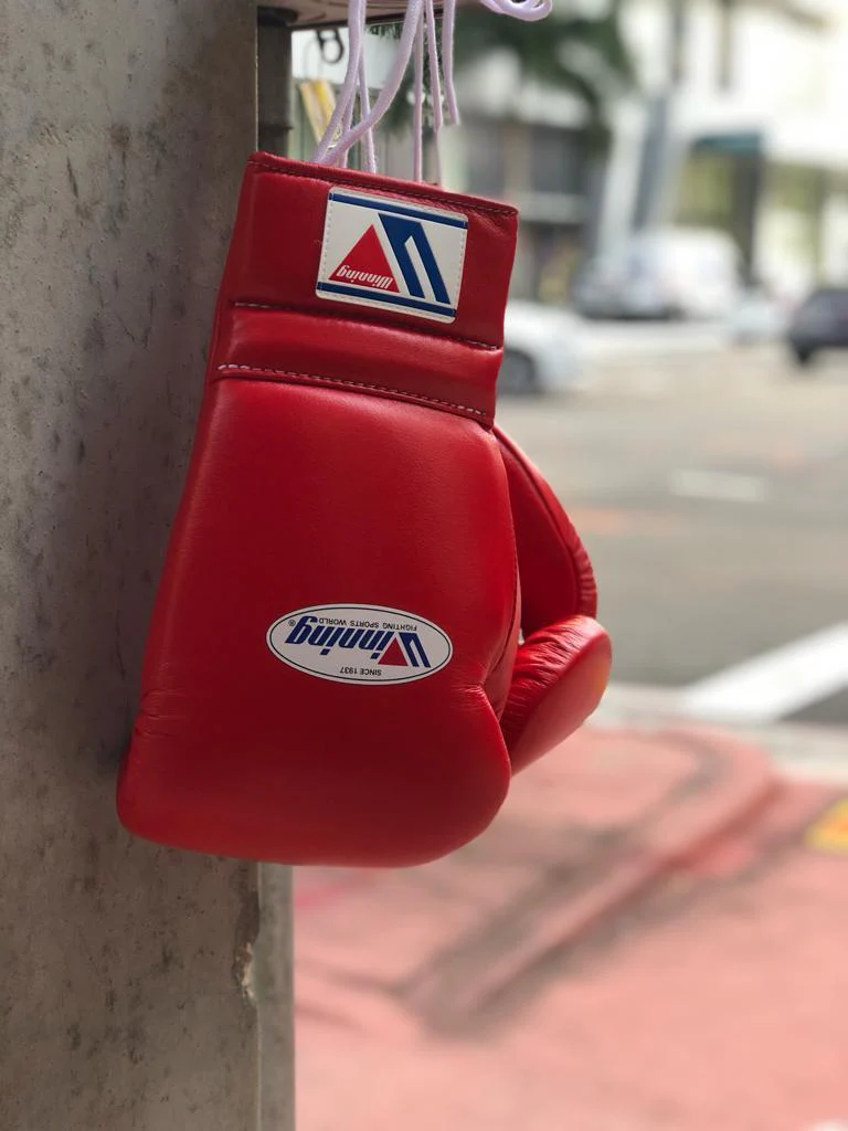 WINNING GLOVES LACE UP RED - Image 6